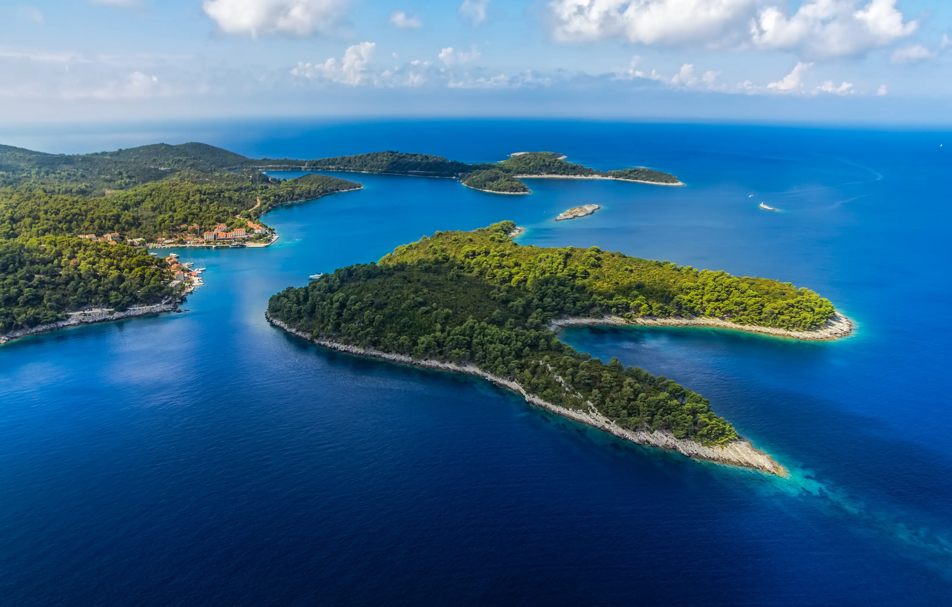 Koh Racha aux îles Phi Phi (environ 35 miles nautiques)